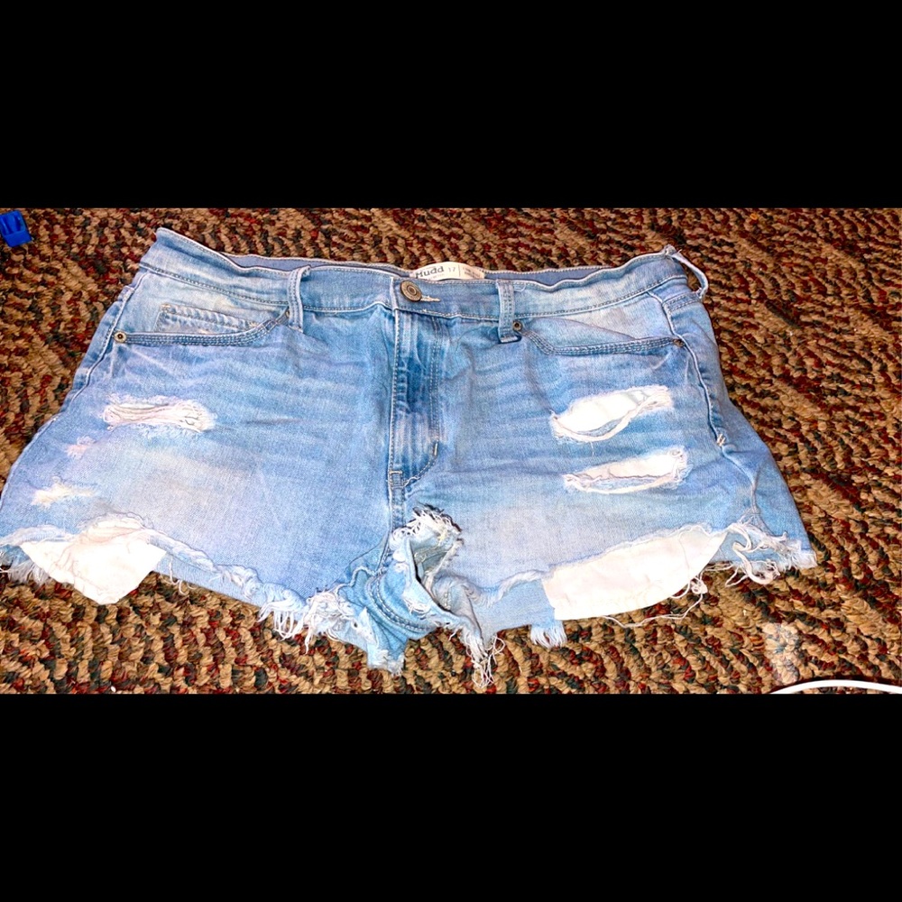 Size 17 Jean ripped shorts Only $15